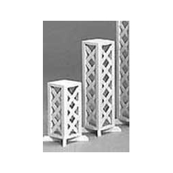 Lattice Pedestal 26"